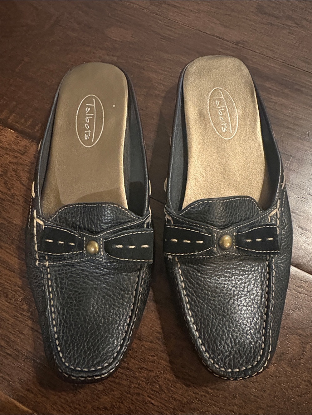 Talbots black pebbled leather slip-on mule loafers size 5.5